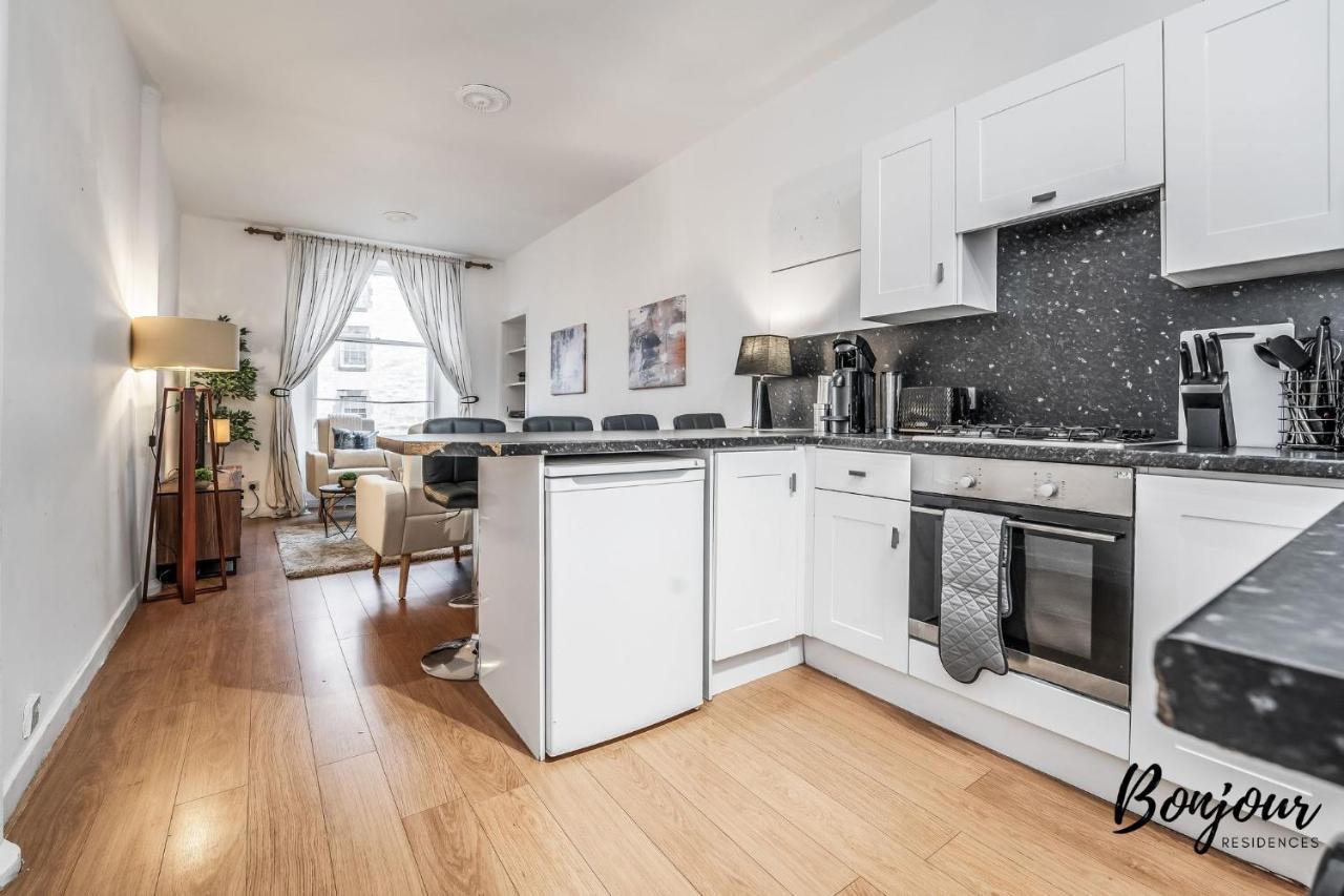 Cosy Grassmarket 2Br-1Ba - Newly Decorated! By Bonjour Residences 爱丁堡 外观 照片