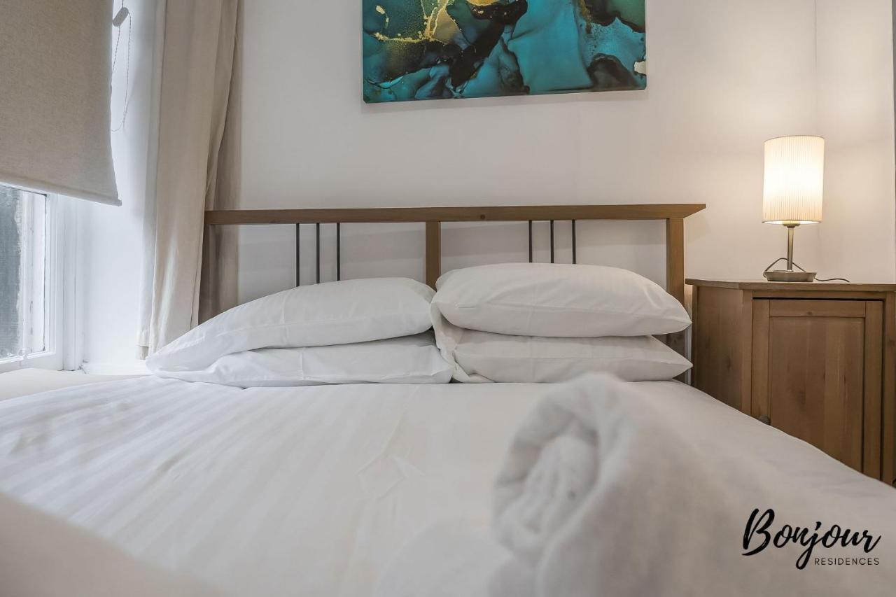 Cosy Grassmarket 2Br-1Ba - Newly Decorated! By Bonjour Residences 爱丁堡 外观 照片